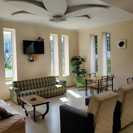 Maka Bed & Breakfast Ureki Luaran gambar